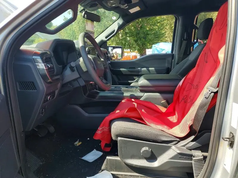 2024 FORD F150 STX  