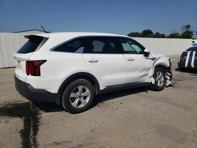 2022 KIA SORENTO LX  