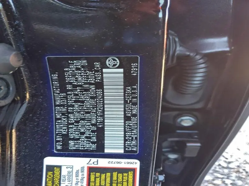 2016 TOYOTA CAMRY LE  