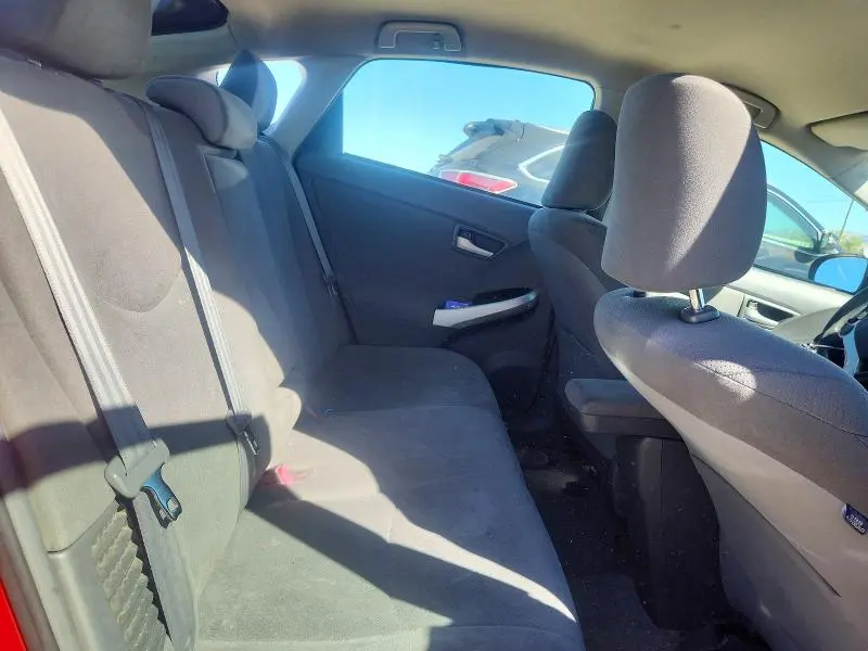 2010 TOYOTA PRIUS II  