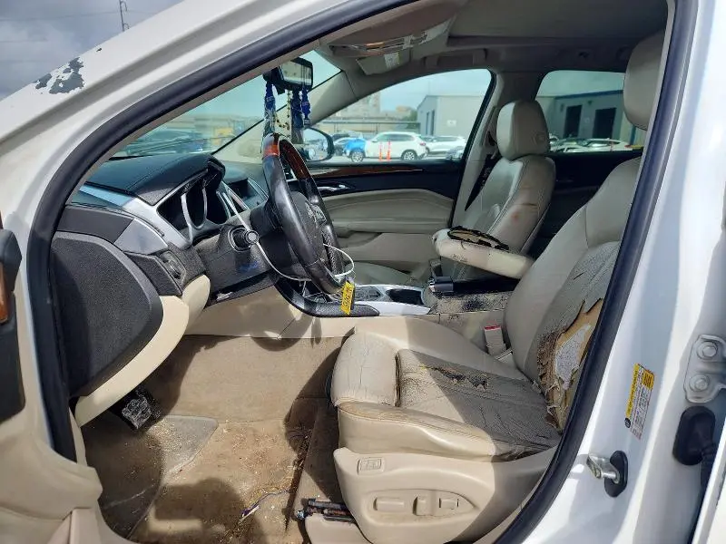 2011 CADILLAC SRX LUXURY COLLECTION  