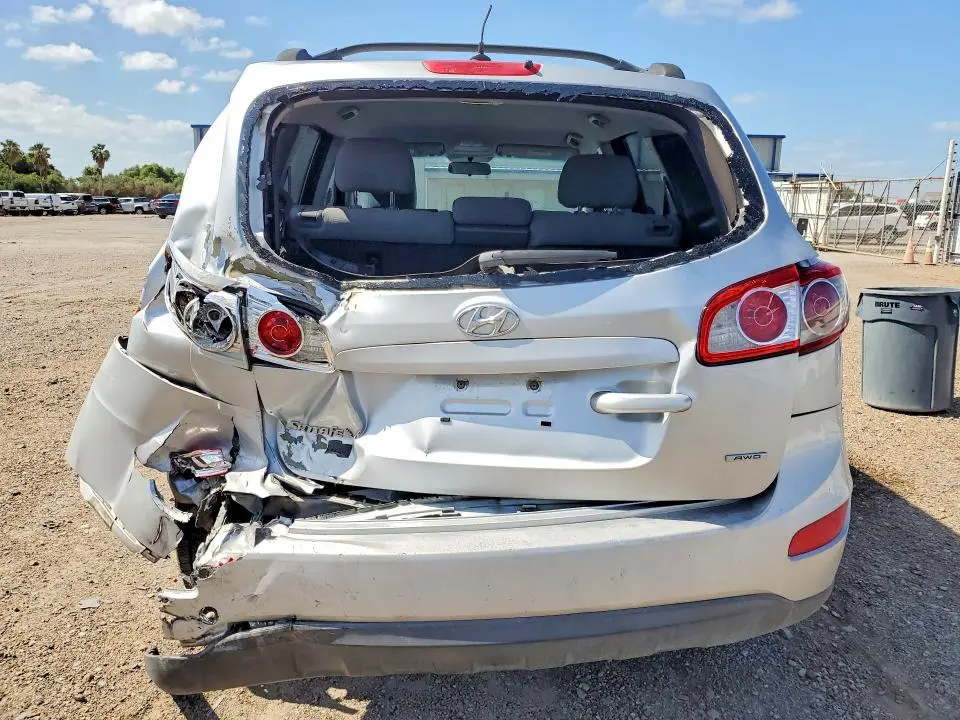 2012 HYUNDAI SANTA FE GLS  