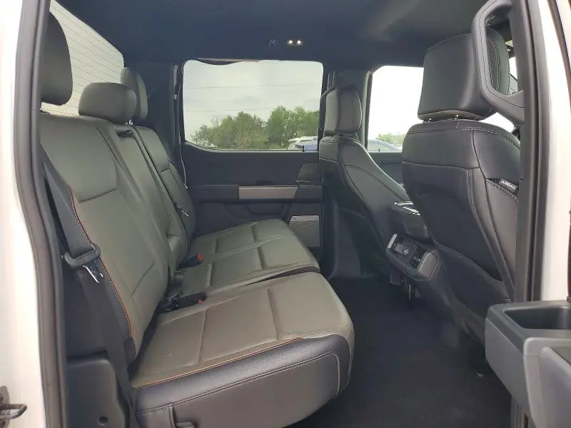 2025 FORD F150 LARIAT  
