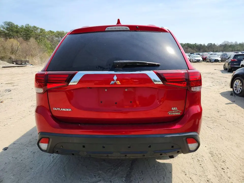 2020 MITSUBISHI OUTLANDER SE  