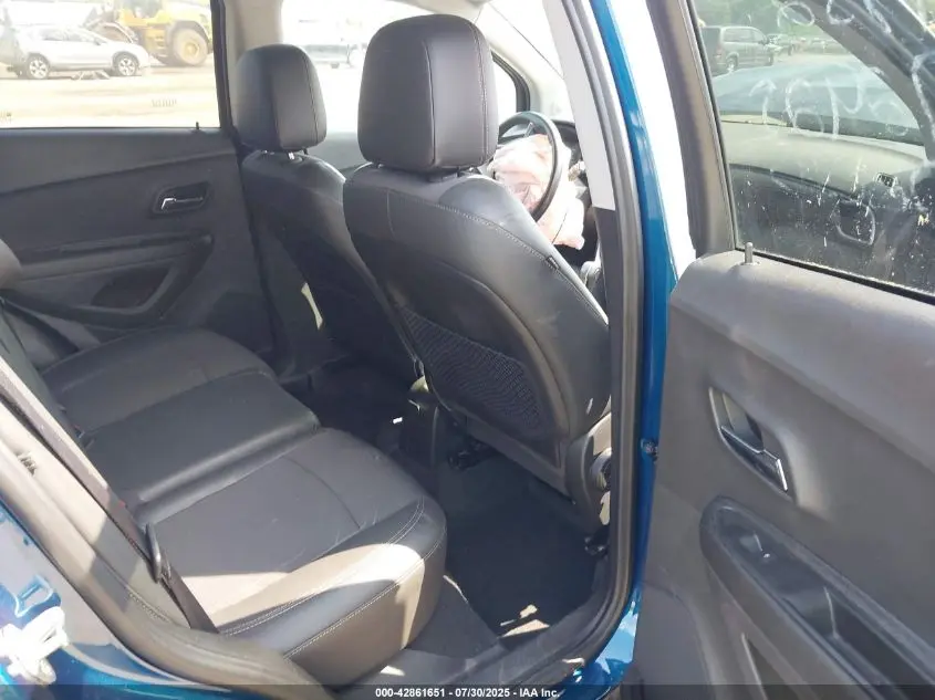 2020 CHEVROLET TRAX FWD LT