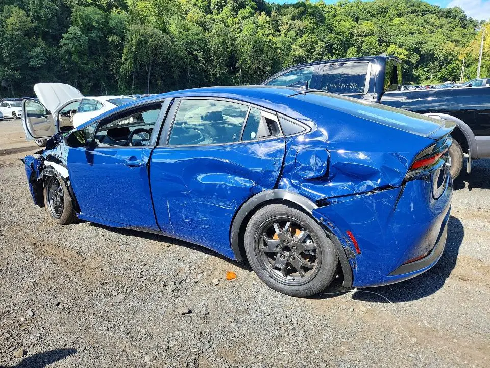 2026 TOYOTA PRIUS LE  