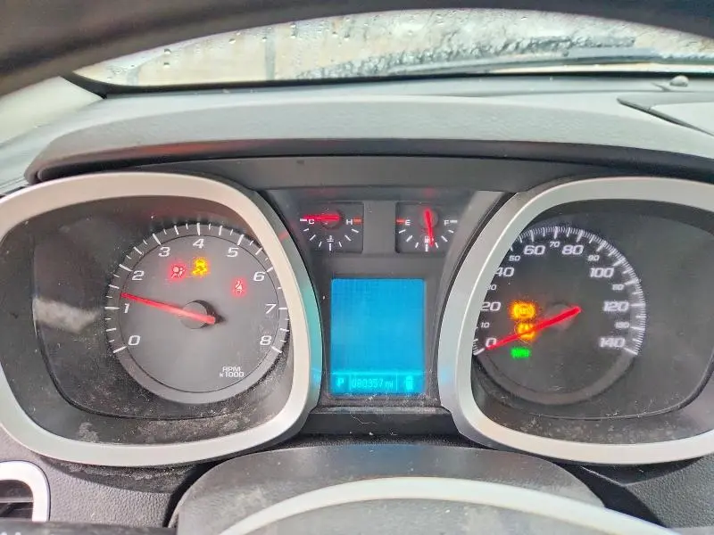 2015 CHEV EQUINOX LT  