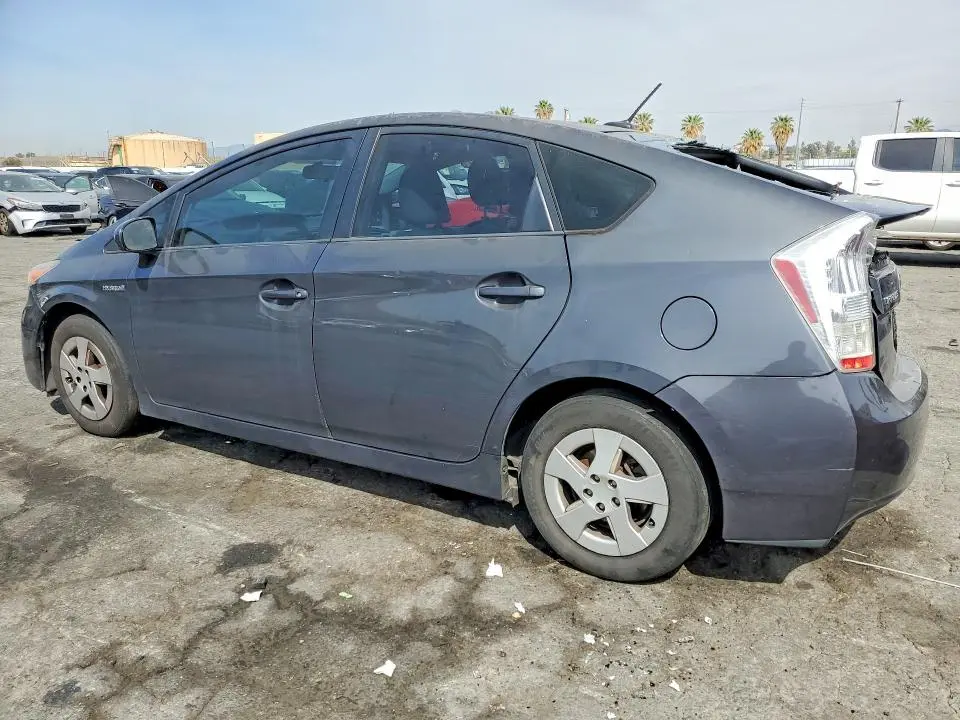 2010 TOYOTA PRIUS II  