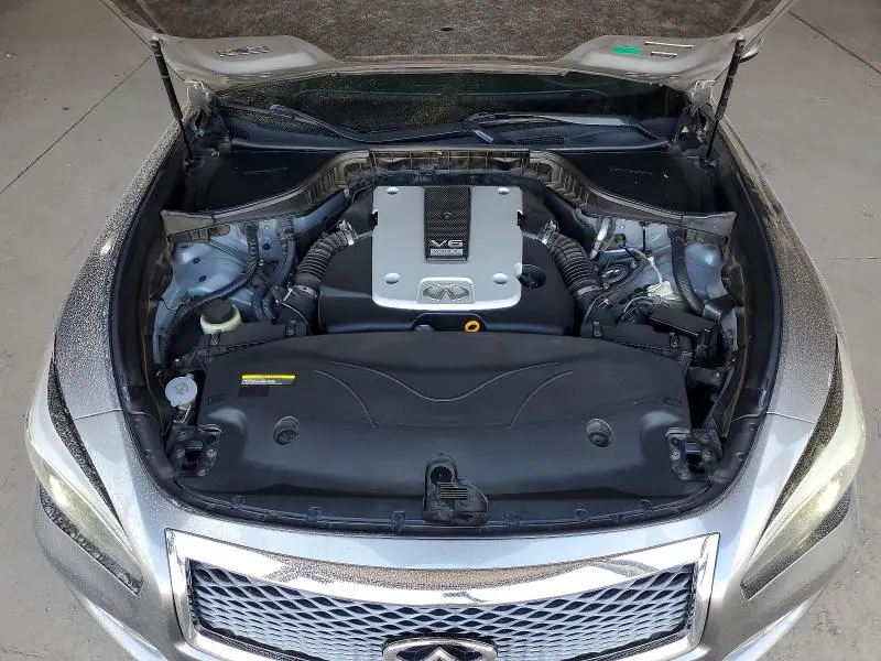 2019 INFINITI Q70 3.7 LUXE  