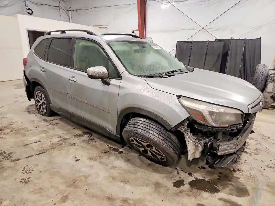 2019 SUBARU FORESTER PREMIUM  