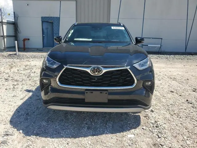 2021 TOYOTA HIGHLANDER PLATINUM  