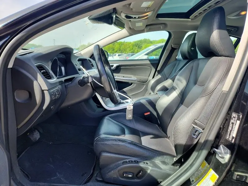 2018 VOLVO S60 PLATINUM  
