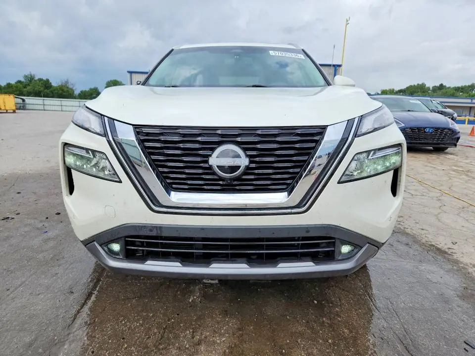 2022 NISSAN ROGUE SL  