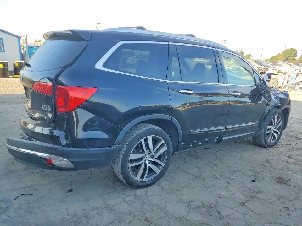 2016 HONDA PILOT TOURING  