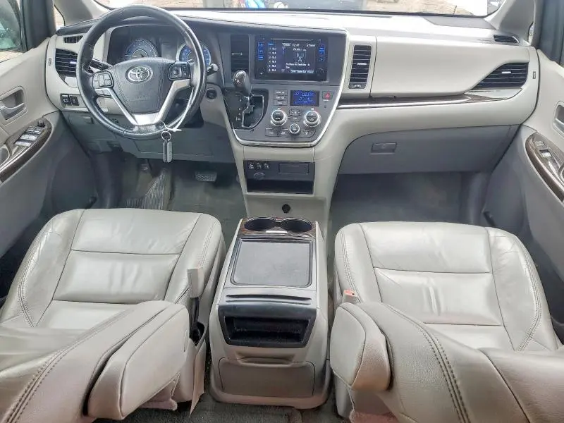 2016 TOYOTA SIENNA XLE 8-PASSENGER  