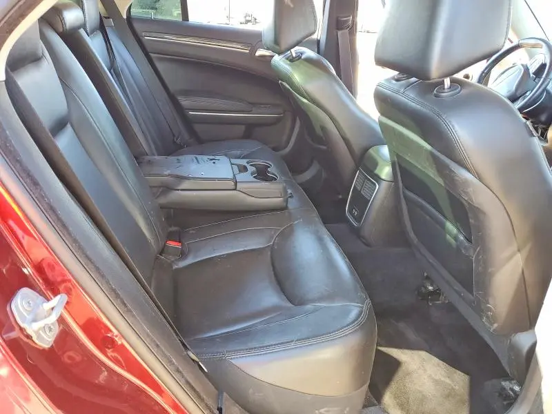 2016 CHRYSLER 300 LIMITED  