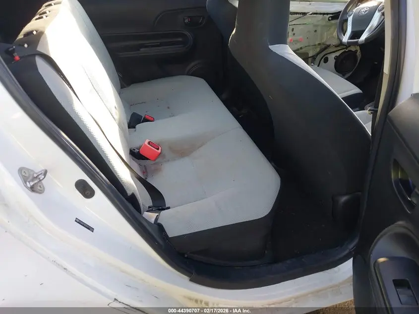 2016 TOYOTA PRIUS C ONE