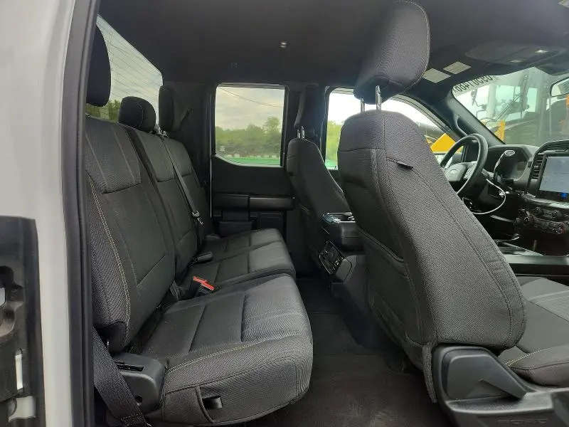 2024 FORD F150 STX  