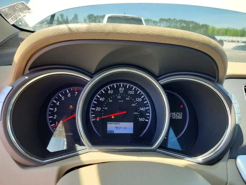 2012 NISSAN MURANO S  