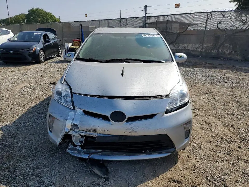 2015 TOYOTA PRIUS THREE  