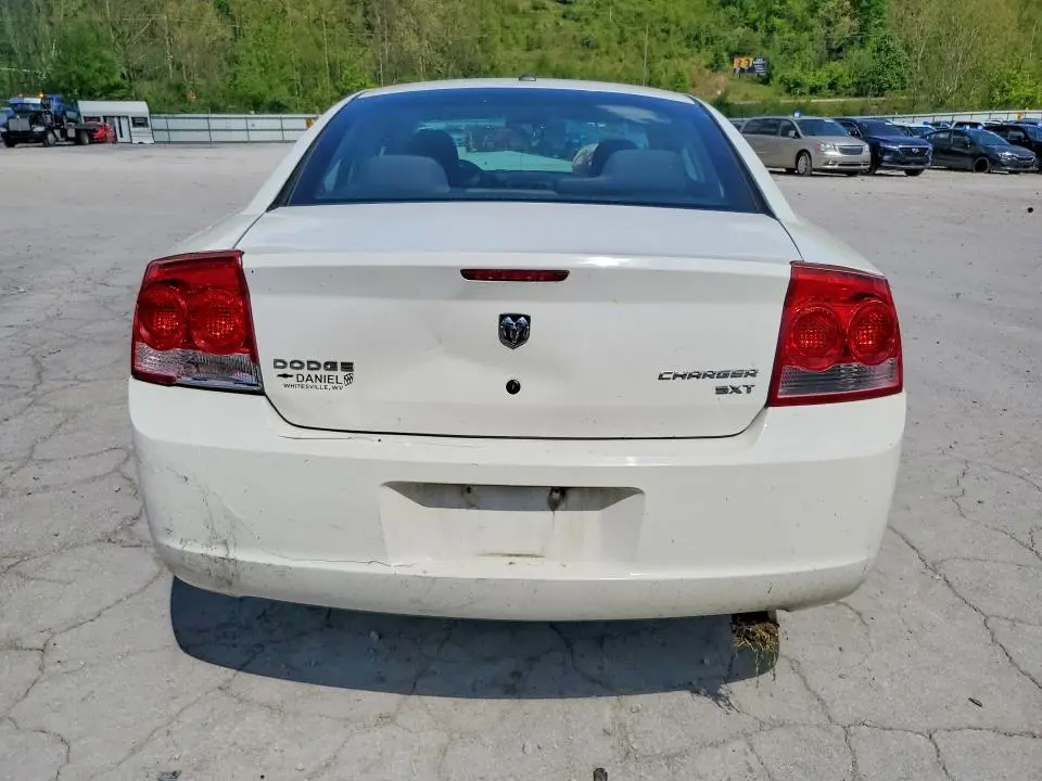 2010 DODGE CHARGER SXT  