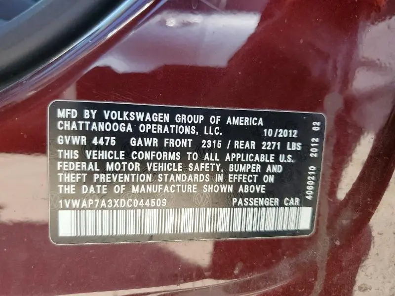 2013 VOLKSWAGEN PASSAT S  