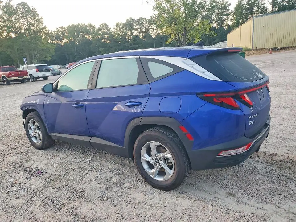 2023 HYUNDAI TUCSON SE  