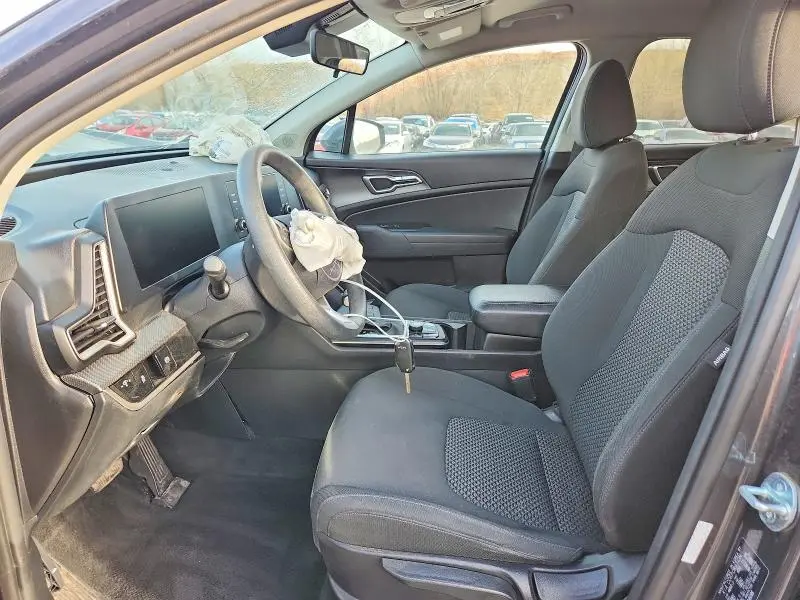 2023 KIA SPORTAGE LX  