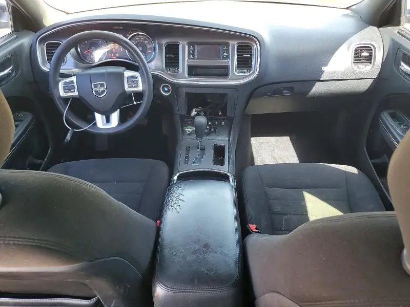 2013 DODGE CHARGER SE  