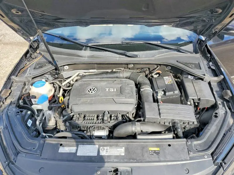 2017 VOLKSWAGEN PASSAT R-LINE  