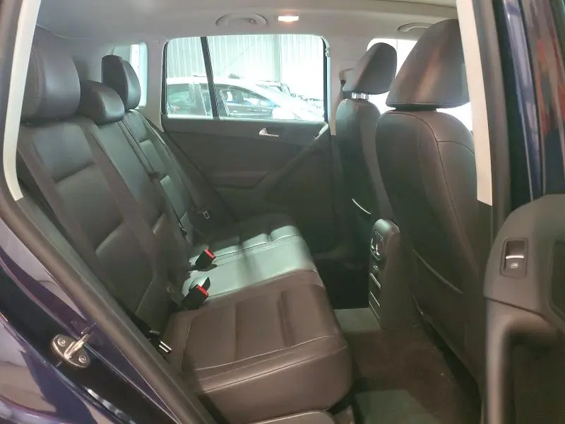 2016 VOLKSWAGEN TIGUAN S  