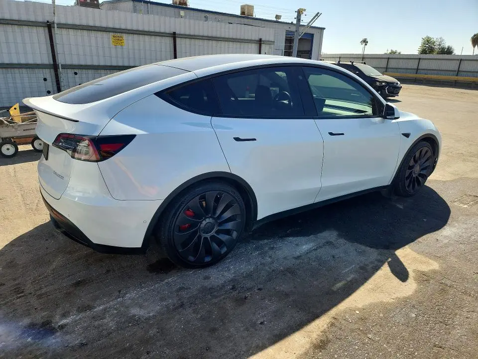 2022 TESLA MODEL Y   