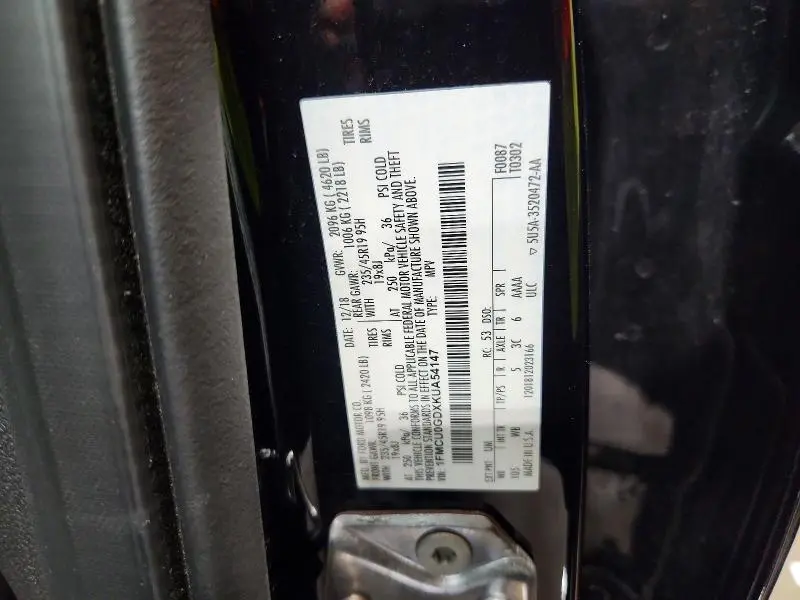 2019 FORD ESCAPE SE  