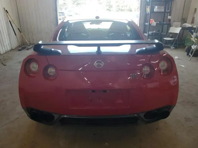2015 NISSAN GT-R PREMIUM  