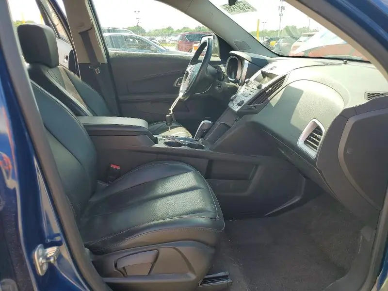 2010 CHEVROLET EQUINOX LT  