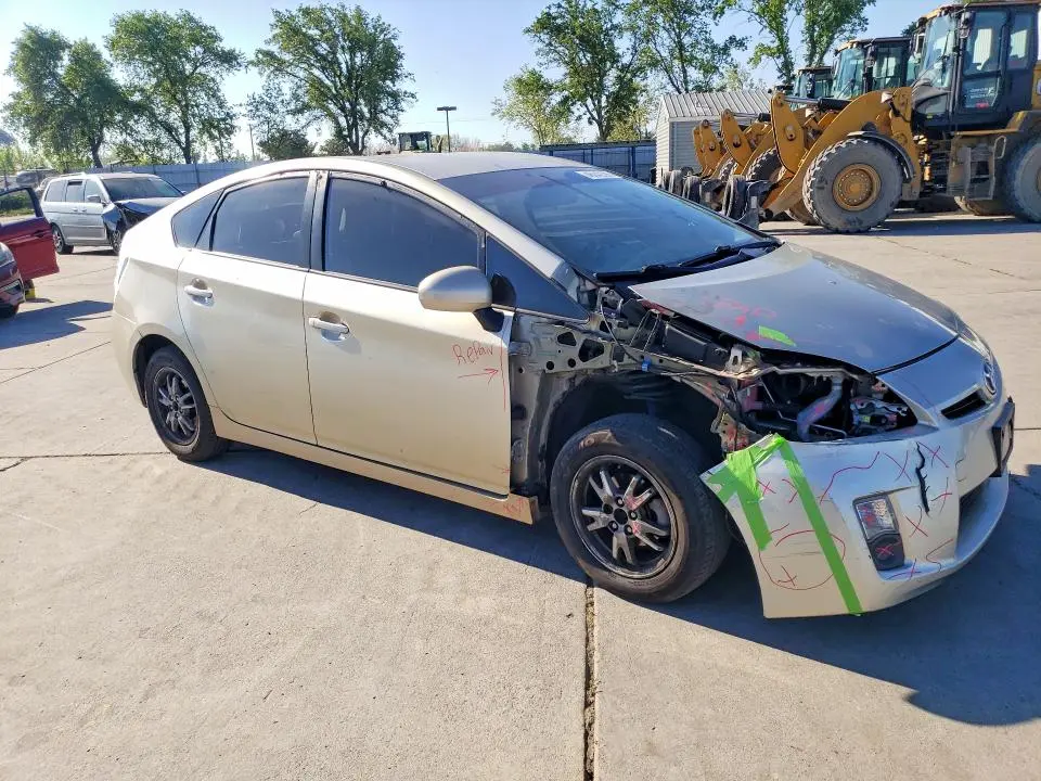 2010 TOYOTA PRIUS II  