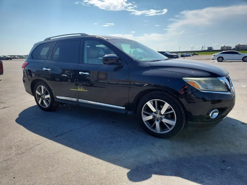 2015 NISSAN PATHFINDER S  