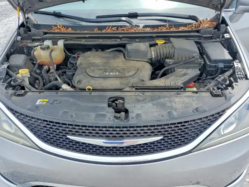 2017 CHRYSLER PACIFICA TOURING L  