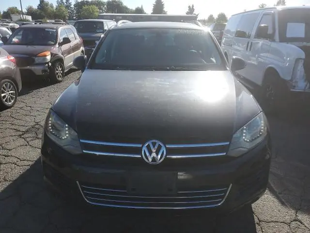2012 VOLKSWAGEN TOUAREG V6 TDI  
