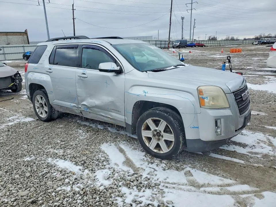 2010 GMC TERRAIN SLE  