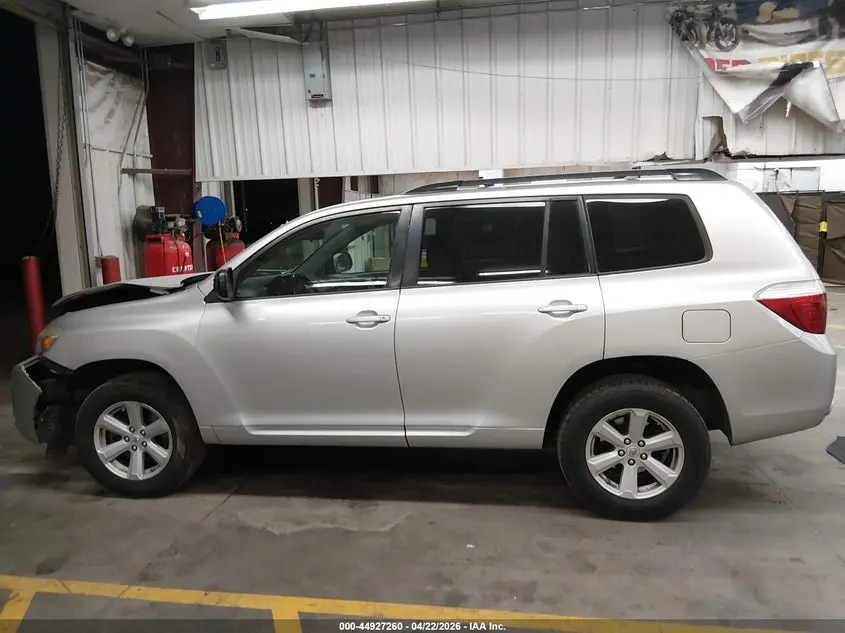 2010 TOYOTA HIGHLANDER SE V6