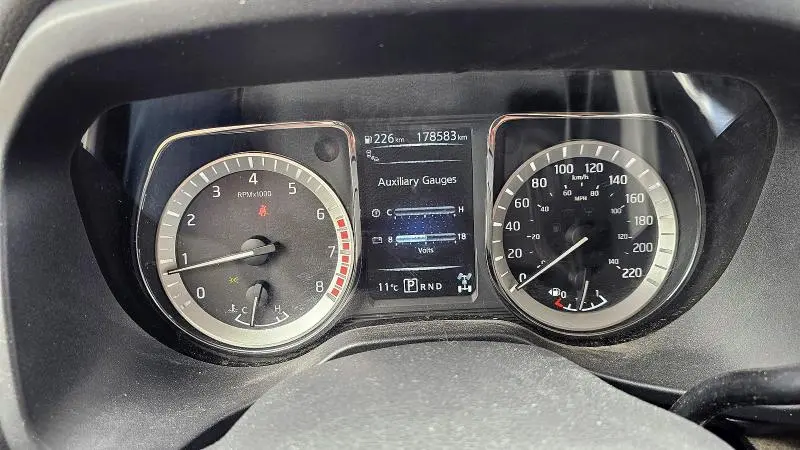 2018 NISSAN TITAN S  