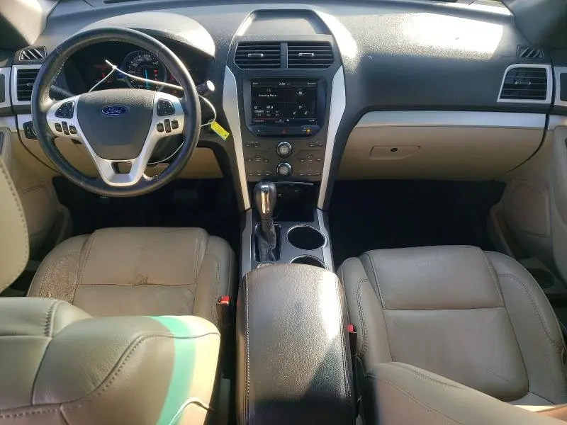 2011 FORD EXPLORER XLT  