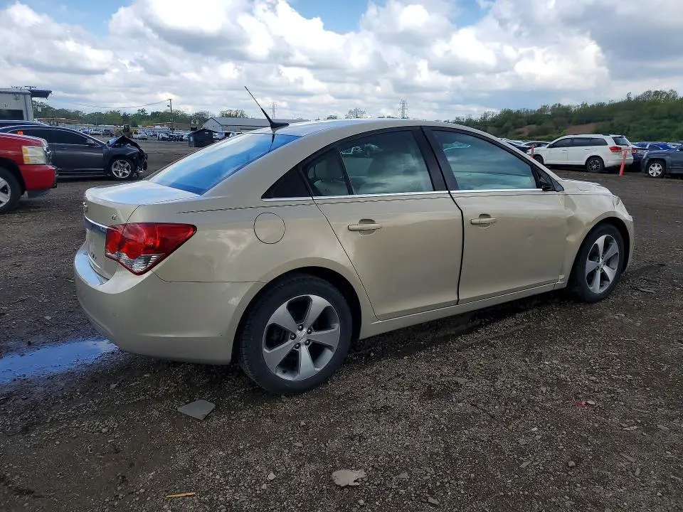 2011 CHEVROLET CRUZE LT  