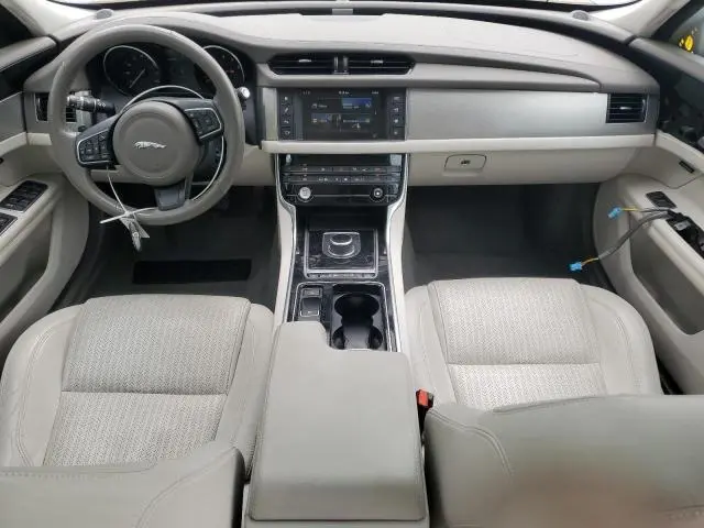2017 JAGUAR XF PRESTIGE