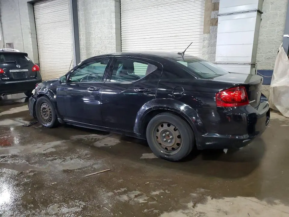 2013 DODGE AVENGER SE  