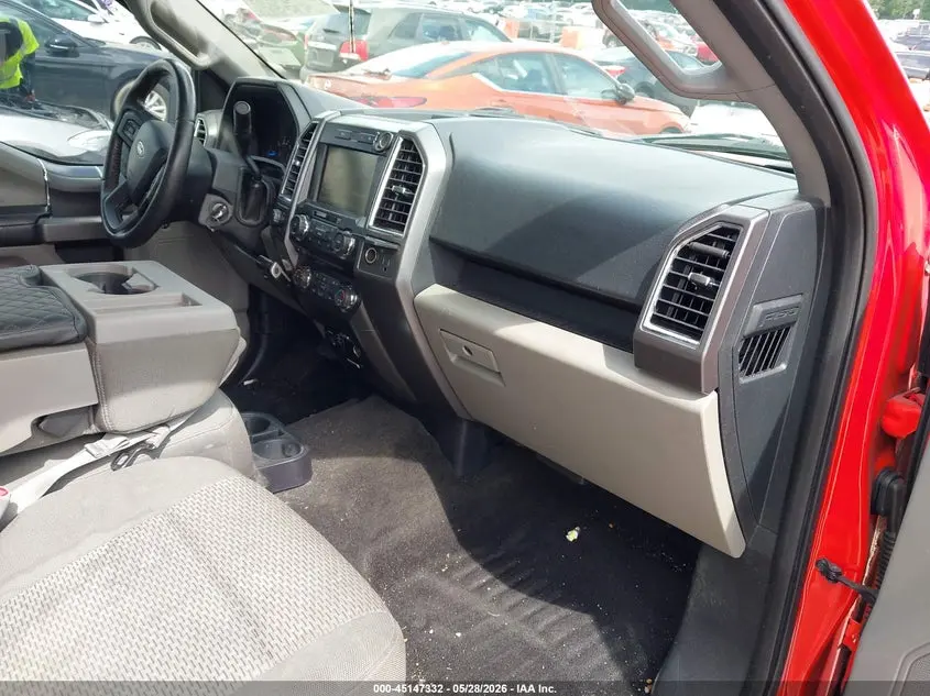 2015 FORD F-150 XLT