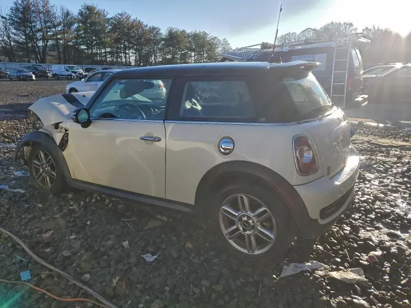 2012 MINI COOPER S  