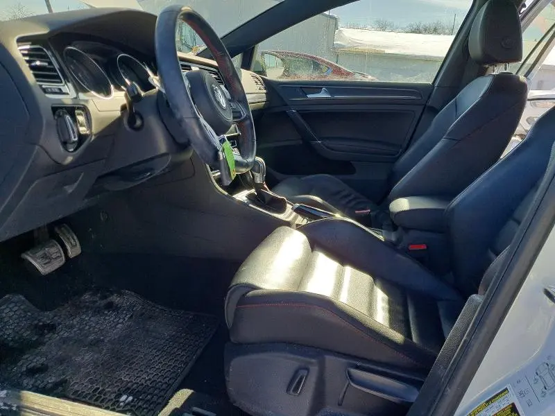 2018 VOLKSWAGEN GTI S/SE  