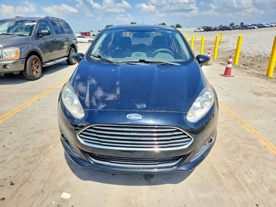 2017 FORD FIESTA SE  